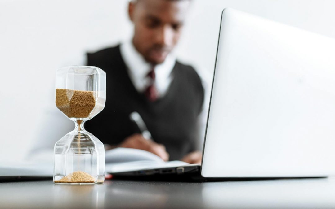 The Time-Crunched Entrepreneur’s Guide to Maximizing Your Online Impact